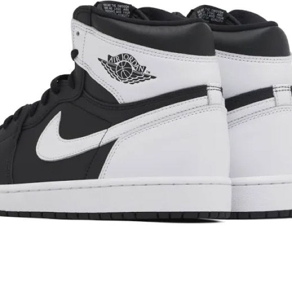 Air Jordan 1 - Picture 5 of 11